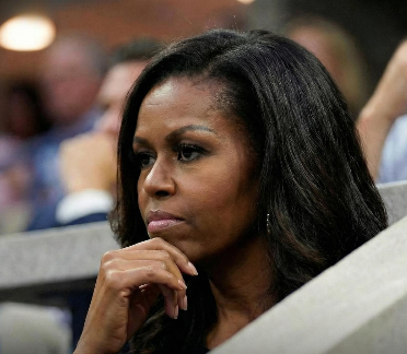Barack and Michelle Obama Appear Together at the 75th NBA All-Star Game, Drawing Public Attention